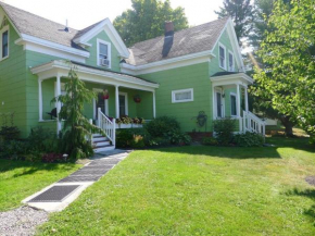 Falls Farmstead 1854 Quinn Cottage -Cozy Home Base